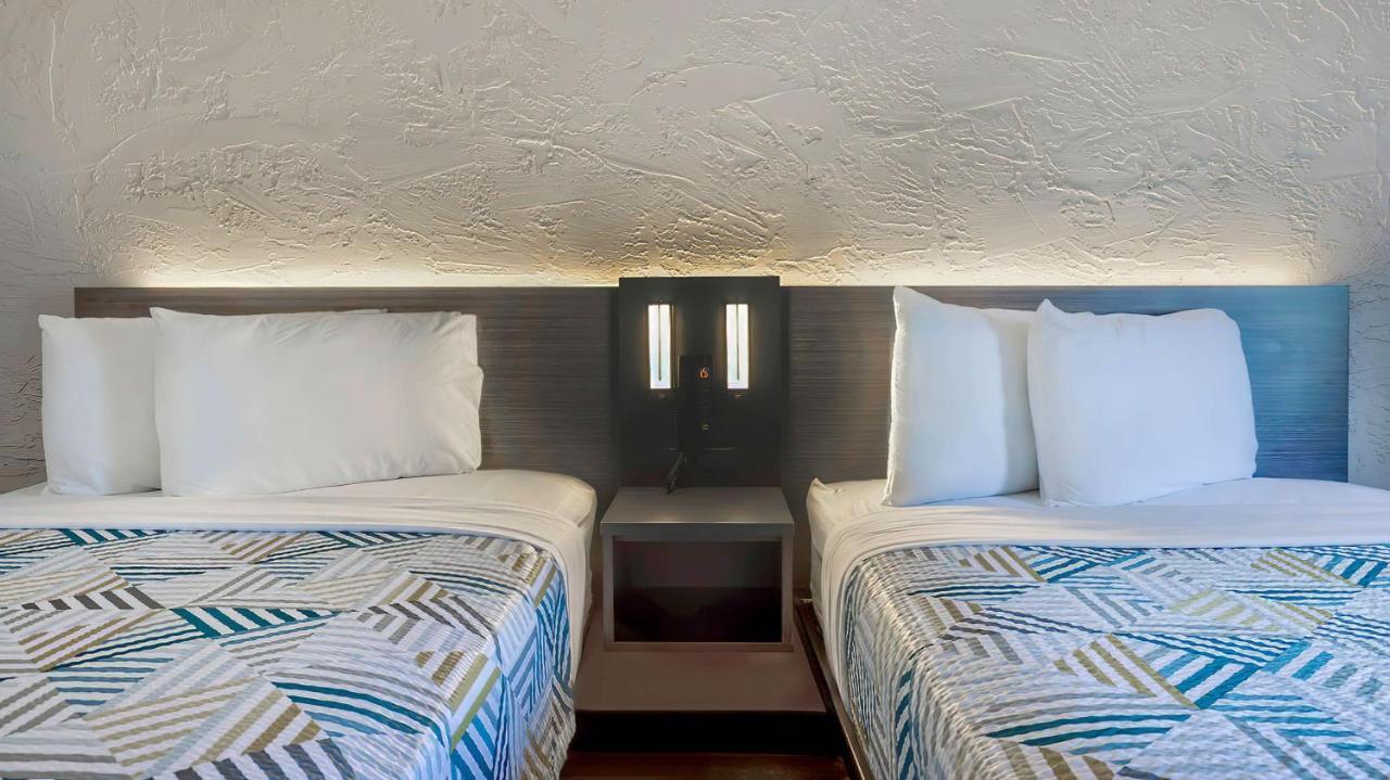 Motel 6-Milwaukee, Wi - Glendale Экстерьер фото