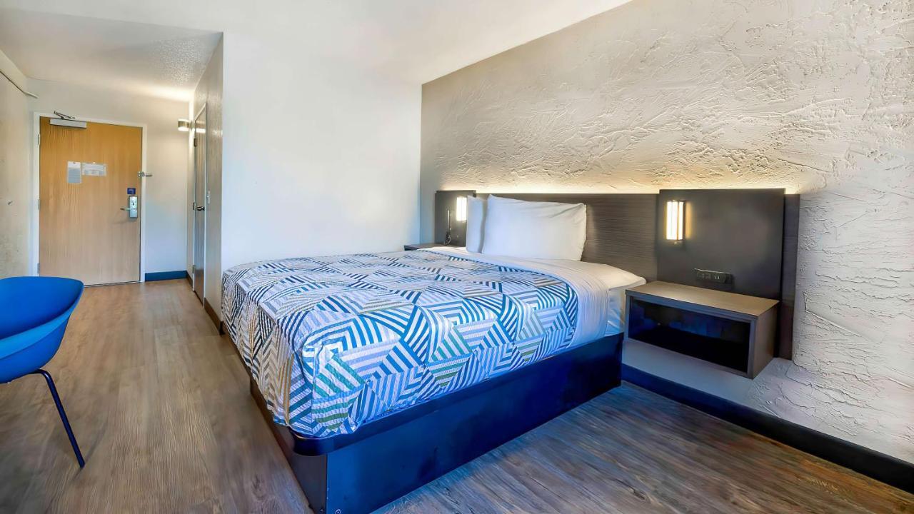 Motel 6-Milwaukee, Wi - Glendale Экстерьер фото