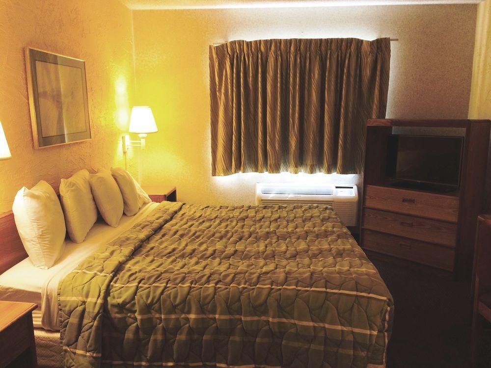 Motel 6-Milwaukee, Wi - Glendale Экстерьер фото