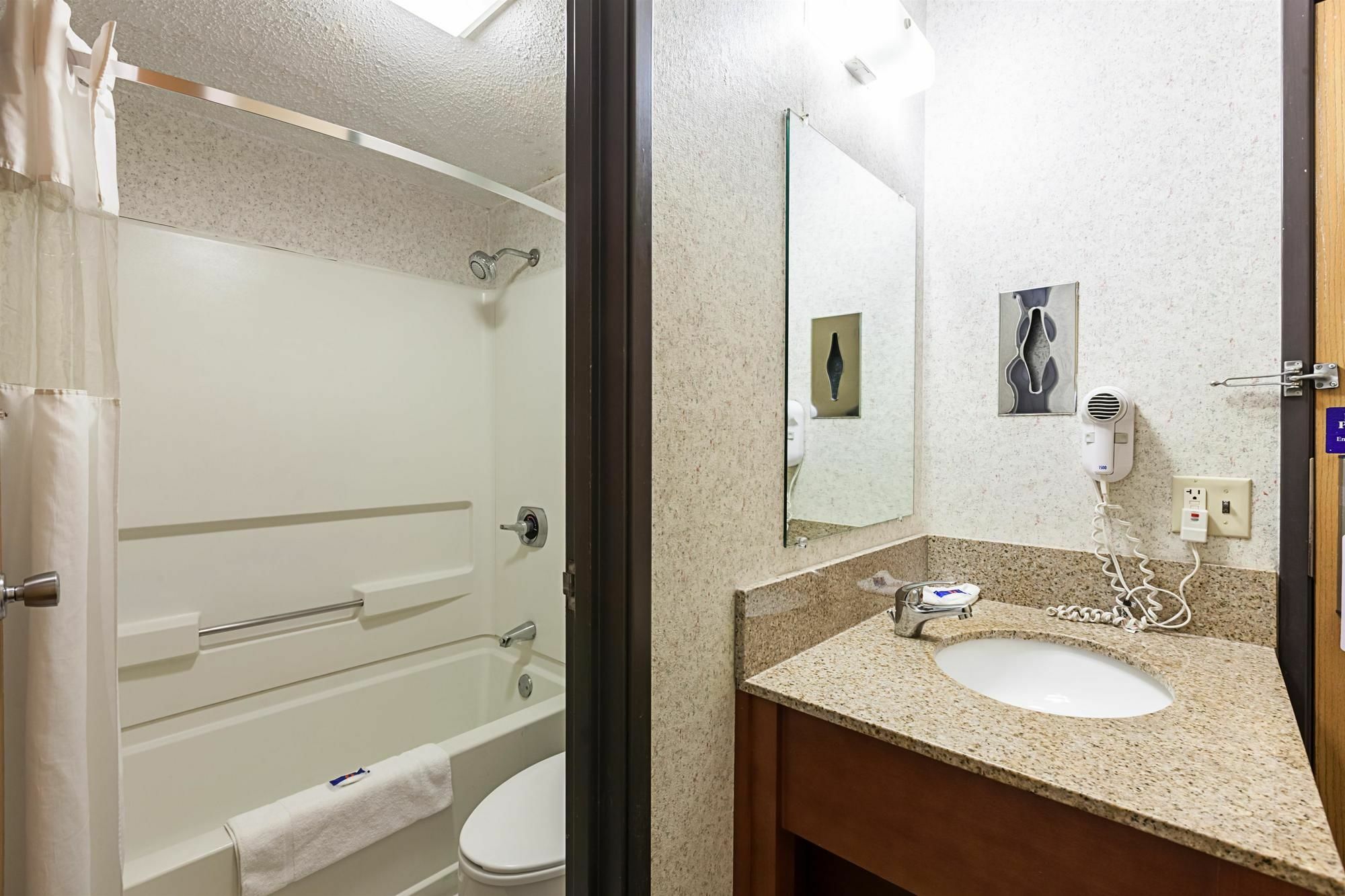 Motel 6-Milwaukee, Wi - Glendale Экстерьер фото