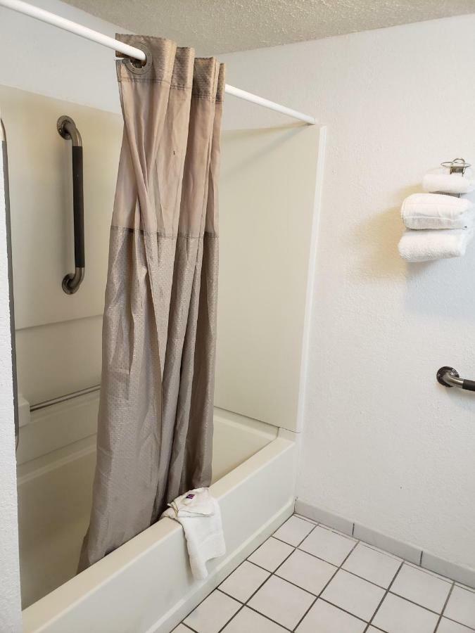 Motel 6-Milwaukee, Wi - Glendale Экстерьер фото